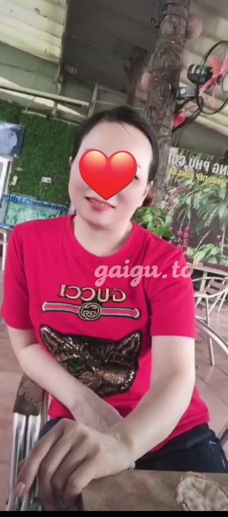 Phương Quỳnh – Hàng tình cảm dâm đãng chiều khách