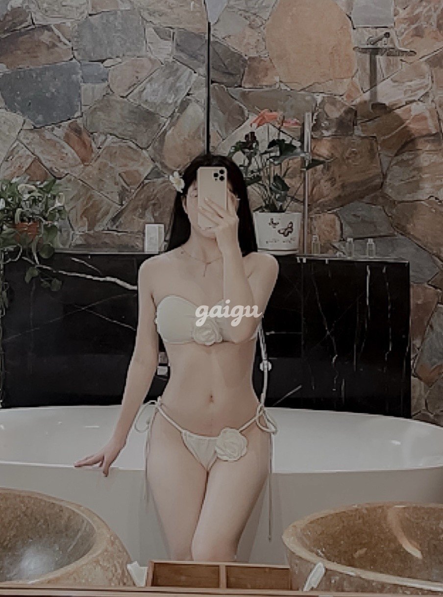 Linh Miu ❤️ mặt xinh sang,non tơ ,da trắng ,làm tình bao phê