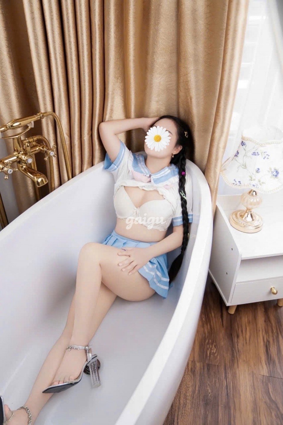 ♻️ Yến Ly ♻️ Ngực To Dâm Đãng Chiều Khách