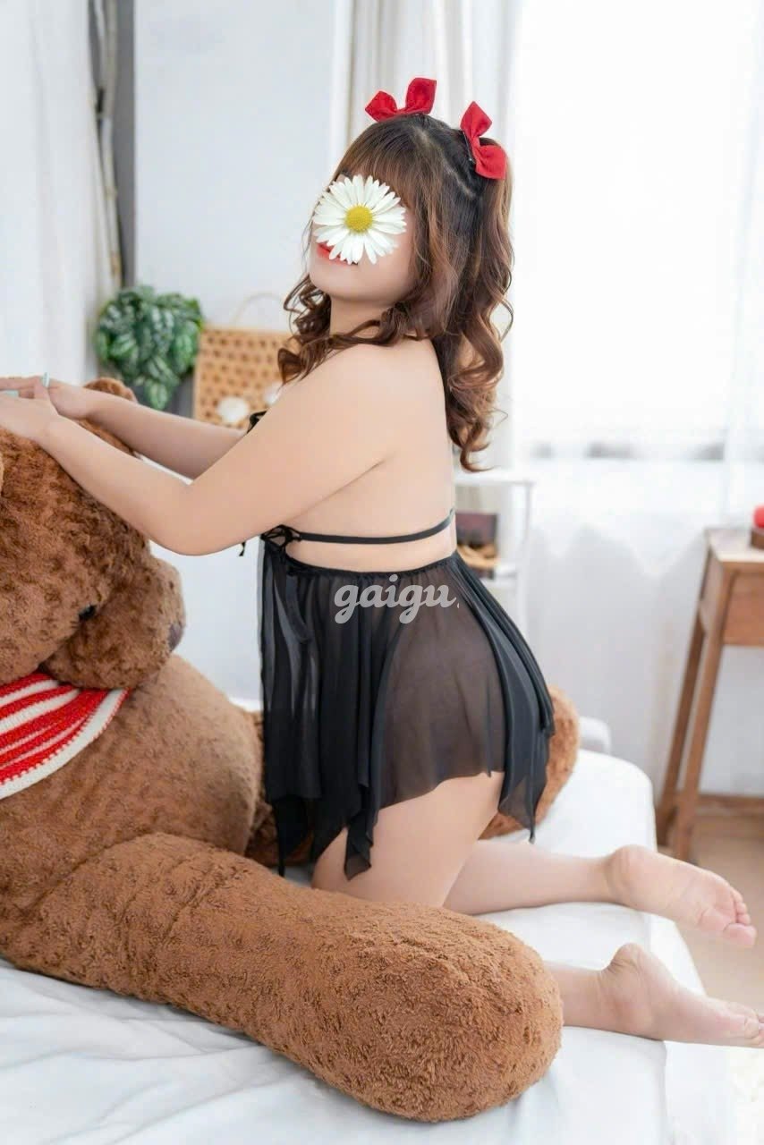 Mai Lan_Làm Tình Đẳng Cấp – Chiều Khách – Gặp Là Phê