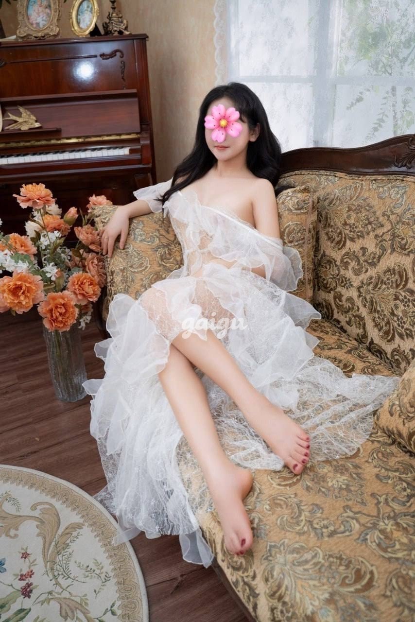 Bé Băng Di Baby ✅ Hot Girl Hà Thành Xinh Dâm và Rất Quyến Rũ